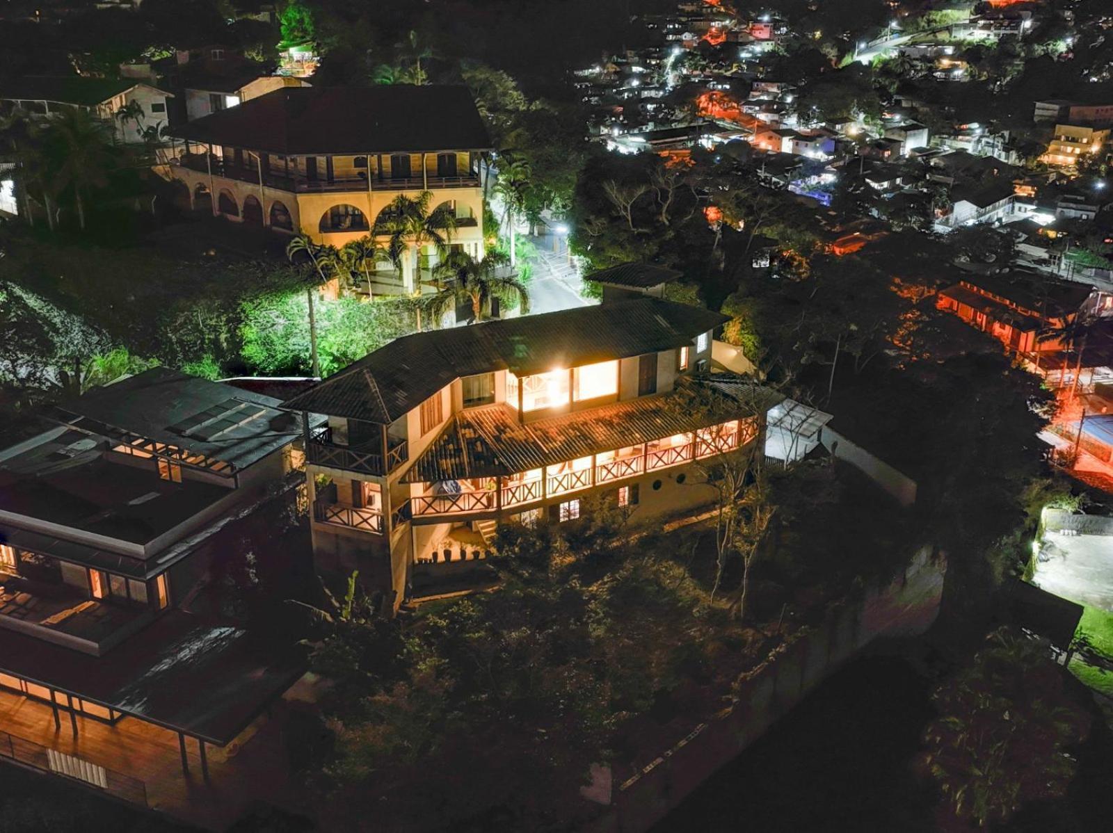 A Casa Bella - Guesthouse Ilhabela Exterior photo